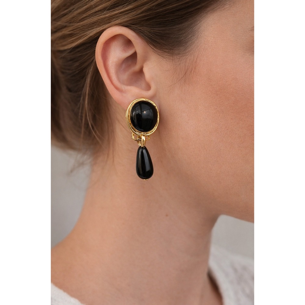 Vintage Black Gold Clip On Earrings Dangle Oval Cabochon Drop Retro